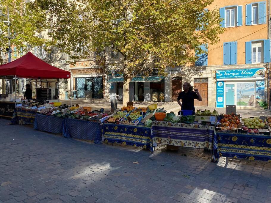 Akropole De Caroline, Central, Lumineux, Calme, Free Parking, Lift, 3 Beds Draguignan Exterior photo