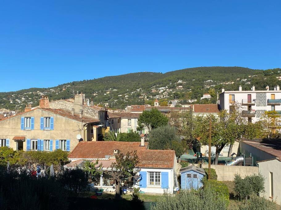 Akropole De Caroline, Central, Lumineux, Calme, Free Parking, Lift, 3 Beds Draguignan Exterior photo